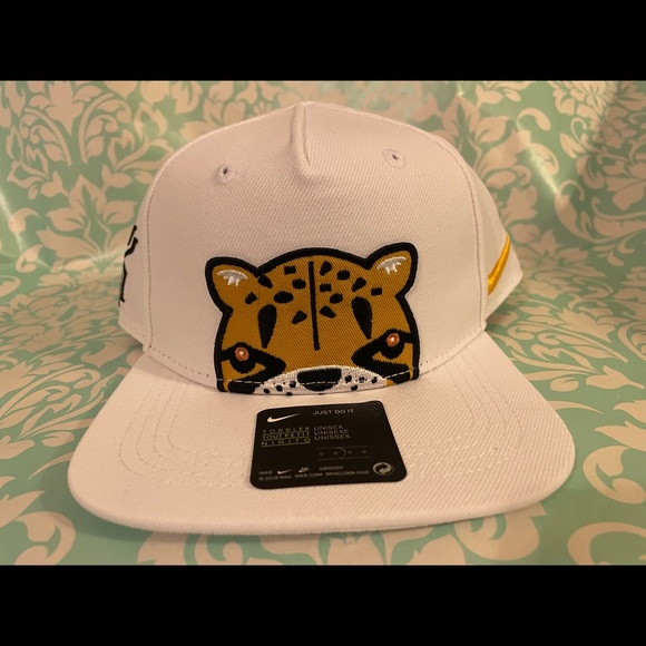 Nike Other - Nike kryie Irving toddlers SnapBack sz 2-4 T